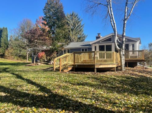 1115 Summit Dr, Waukesha WI  53186-5435 exterior