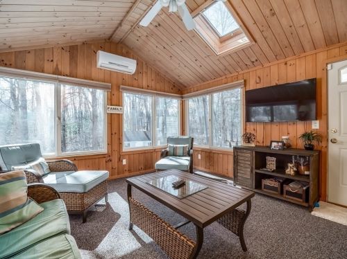 152 Maple St, Methuen MA 01844-1224 exterior