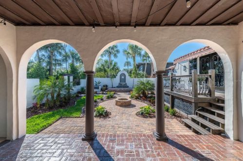 420 Ocean Dunes Rd, Daytona Beach FL  32118-4914 exterior