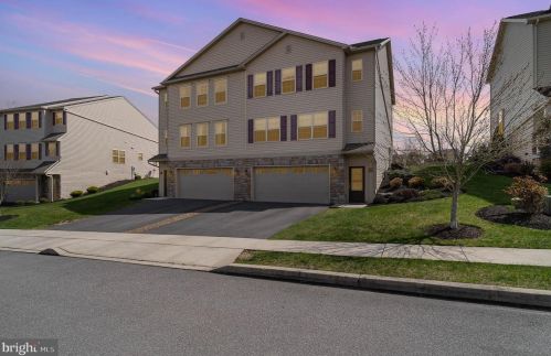 31 Crest Vw, Carlisle, PA 17013-9623