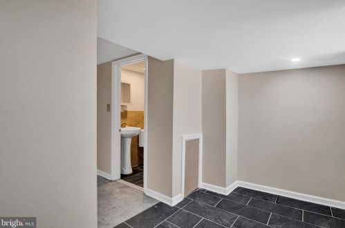 5627 Hazel Ave, Philadelphia PA  19143-1935 exterior