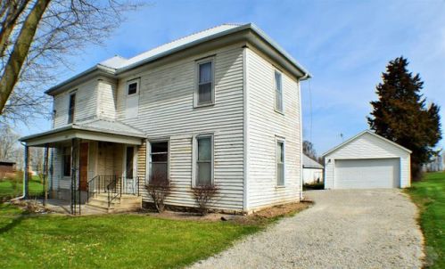 307 Maple Ave, Libertyville, IA 52567-7751
