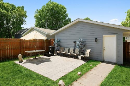 2319 Dupont Ave, Minneapolis MN 55411-2036 exterior