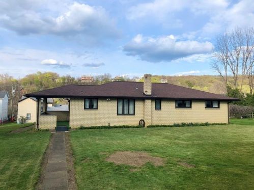 311 Agnew Rd, Jeannette PA  15644-2519 exterior