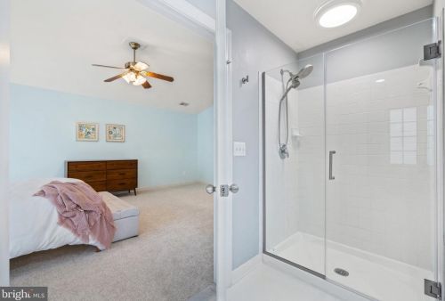 14829 Cox Creek Ct, Haymarket VA  20169-2626 exterior