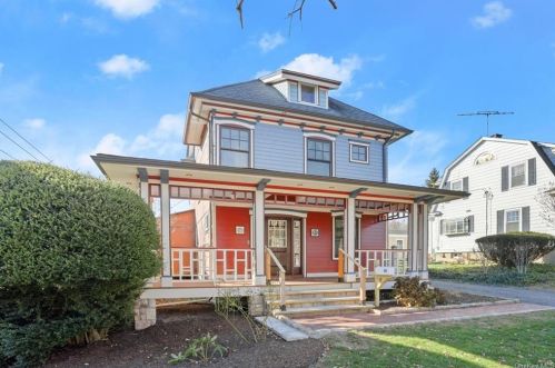 81 Crescent Ter, Bedford Hills, NY 10507-1301
