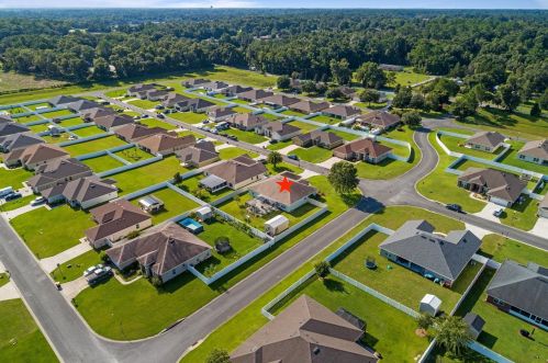 3967 99th St, Belleview FL  34420-7817 exterior