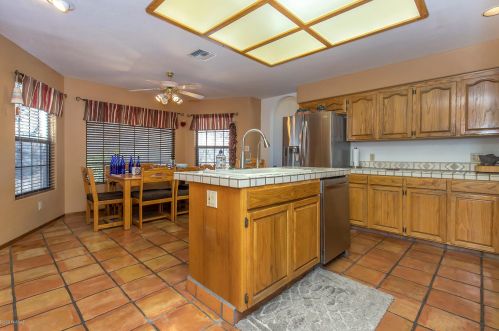 4650 Crestview Cir, Tucson AZ 85745-9207 exterior