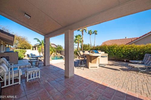 15407 Palisades Blvd, Scottsdale AZ 85268-2755 exterior