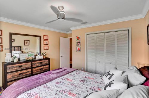 18125 21st St, Hollywood FL  33029-3030 exterior