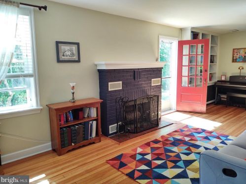 510 Rosemont Ave, Parkesburg, PA 19365-1024