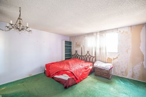 8411 Norfolk Dr, Huntington Beach CA  92646-4420 exterior