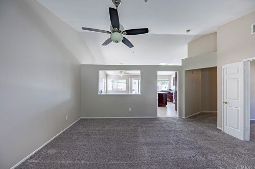 3259 Tamarind Ave, Rialto CA  92377-3657 exterior