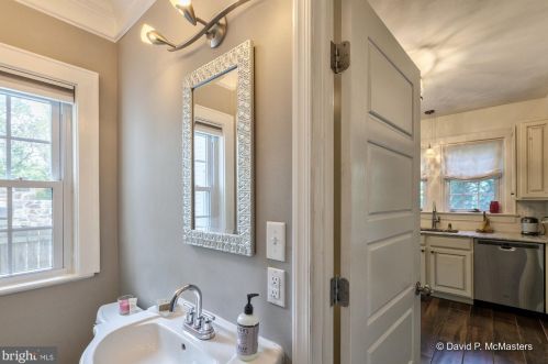 528 Liberty St, Charles Town WV  25414-1830 exterior