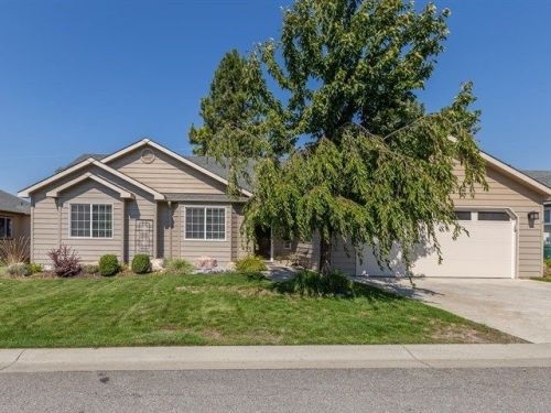 8501 Bull Pine Ln, Spokane, WA 99217-9261