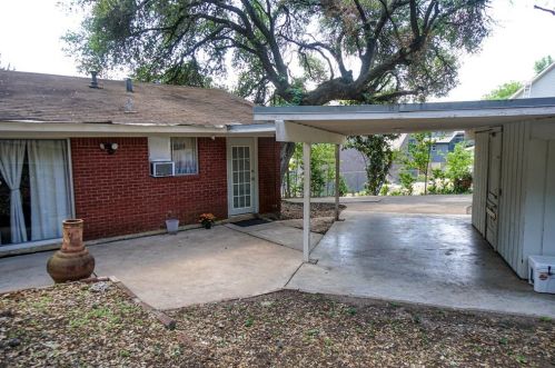 408 Cherry Hl Dr, Austin TX  78704-7091 exterior