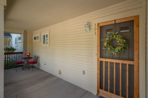 303 Fairway Village Dr, Vallecito, CA 95247-9370