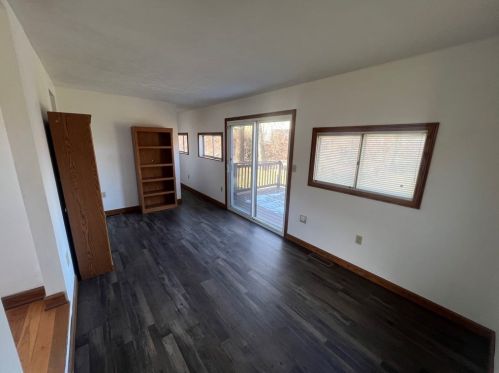 960 Michelle Rd, New Kensington PA  15068-2027 exterior