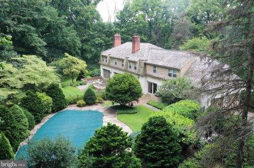 1238 Meadowbank Rd, Ithan, PA 19085-2106