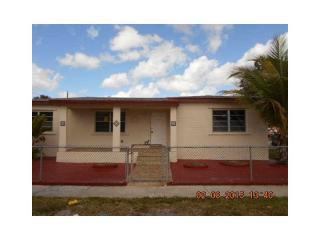 4716 9th Ct, Hialeah, FL 33012-3538