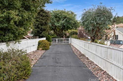 11286 Warmington St, Riverside, CA 92503-5810
