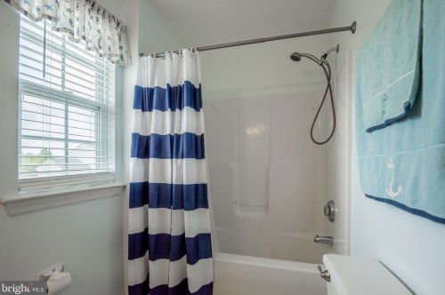 118 Winterton Ln, Dover DE  19904-3820 exterior