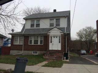 1865 Richmond Ave, Staten Island NY  10314-3909 exterior
