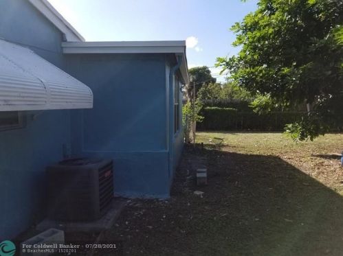 6435 18 St, Hollywood FL 33027-4334 exterior