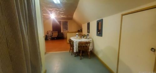 24 Bronx Ave, Bridgeport CT  06606-4663 exterior