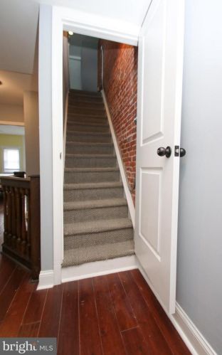 5121 Hazel Ave, Philadelphia PA 19143-1512 exterior