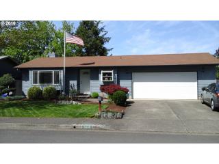 5040 Forsythia Dr, Springfield OR  97478-6766 exterior