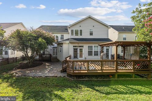 9977 Broadsword Dr, Bristow, VA 20136-2610