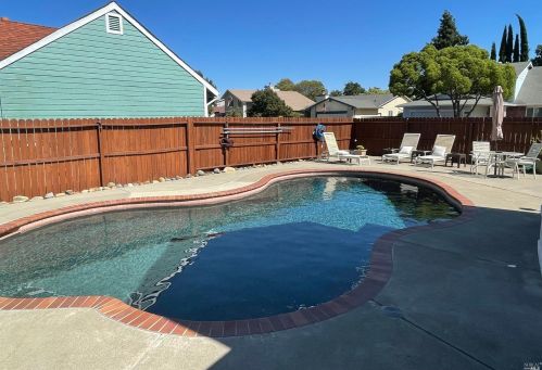 601 Princeton Ct, Vacaville CA  95687-6269 exterior