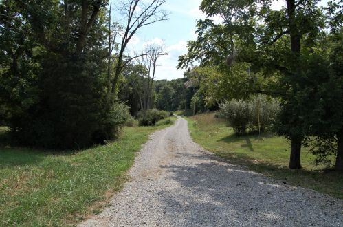 9995 Cedar View Ln, Aurora, IN 47001-9466