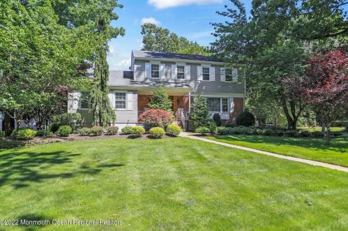 153 Marvin Rd, Middletown, NJ 07748-2827