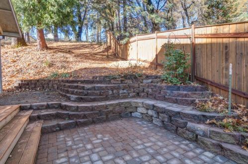 708 Doris Dr, Grass Valley CA  95945-5524 exterior