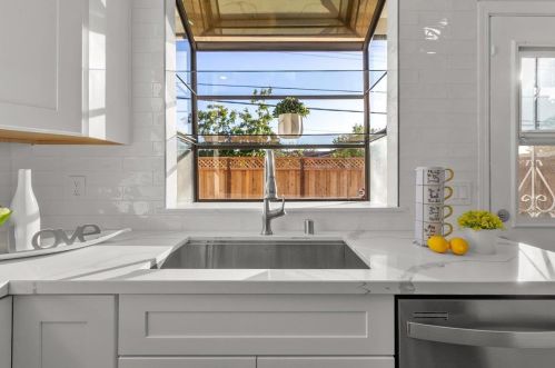 961 Selby Ln, San Jose CA  95127-1151 exterior