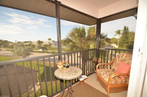 5499 Rattlesnake Hammock Rd, Naples FL 34113-7465 exterior