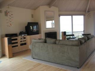 50 Dune Rd, West Hampton Beach NY  11978-3002 exterior