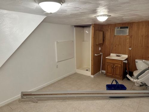 230 4th St, West Newton PA  15089-1604 exterior