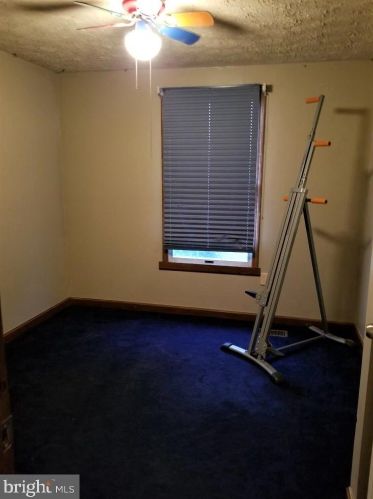 331 Melling Ave, Boothwyn PA 19061-4137 exterior