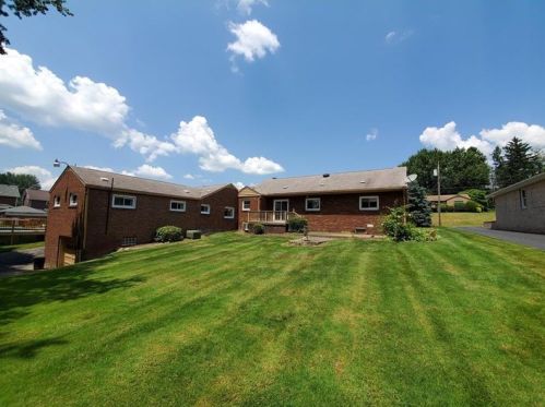 117 Sheridan Ave, New Castle PA  16105-2558 exterior