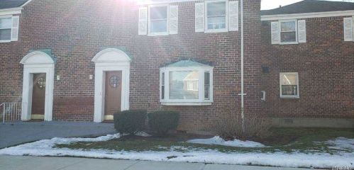 232 131st Ave, Jamaica, NY 11413-3415