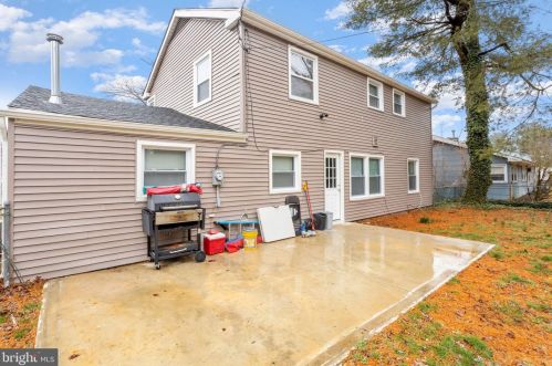 127 Somerset Dr, Willingboro NJ  08046-1415 exterior