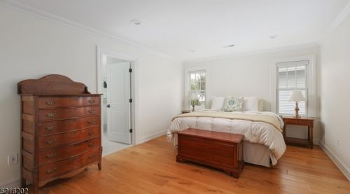 211 Seneca Pl, Westfield NJ  07090-4335 exterior