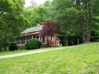 1141 Battle Branch Rd, Franklin, NC 28734-3899