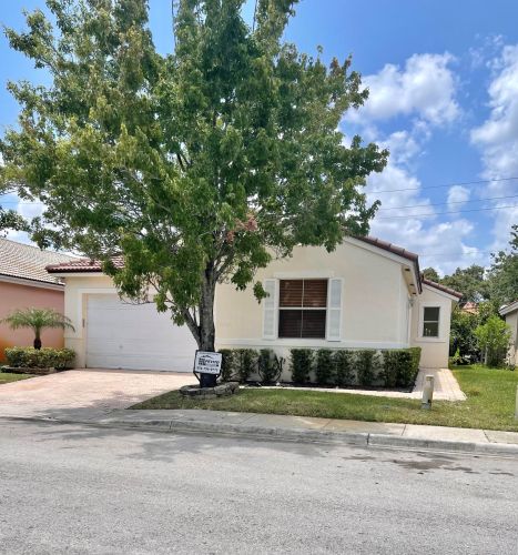 10302 16th Ct, Hollywood, FL 33025-4770