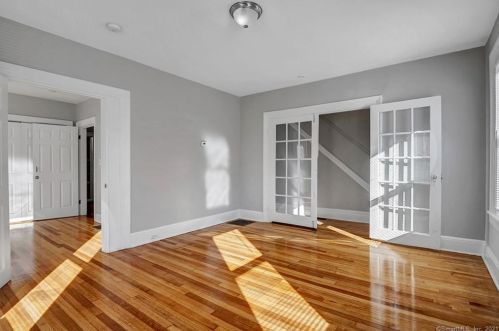 857 Noble Ave, Bridgeport CT 06608-1049 exterior