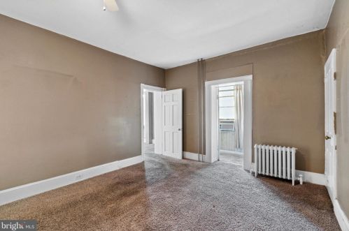 314 Derstine Ave, Lansdale PA 19446-3536 exterior