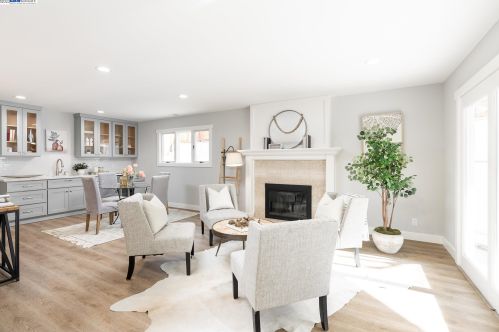 985 Riesling Dr, Pleasanton CA  94566-7219 exterior